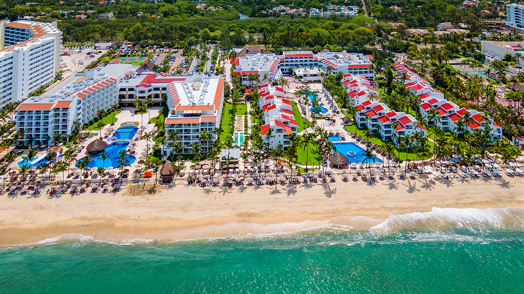 Reasons to Visit Puerto Vallarta & Riviera Nayarit: One Bay, Three Ways to Experience It