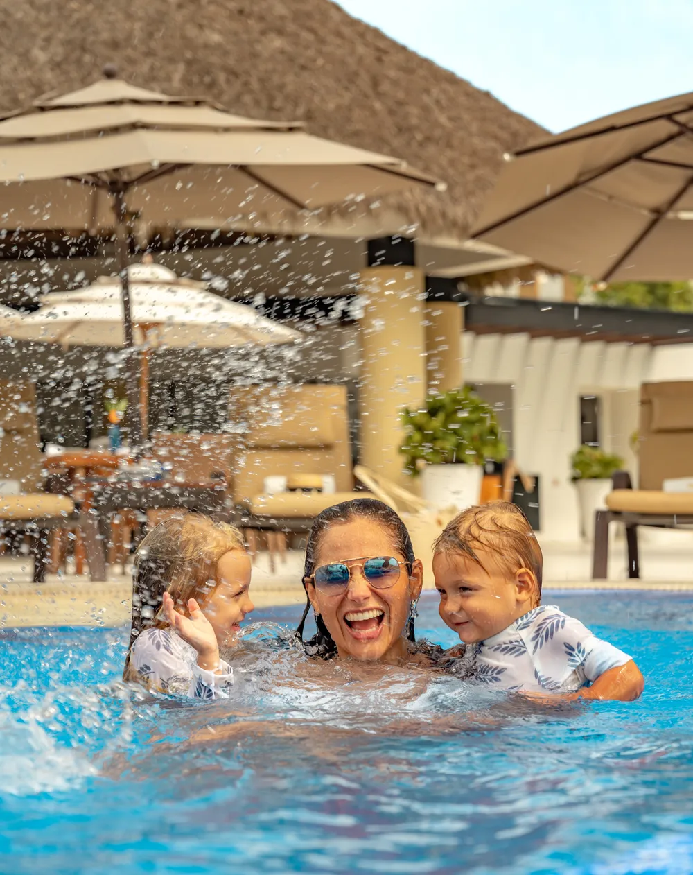 Guest enjoying the piscine