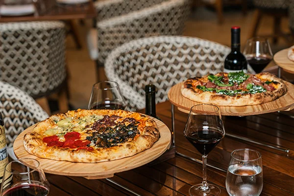 Al Fresco Restaurant Marival Distinct