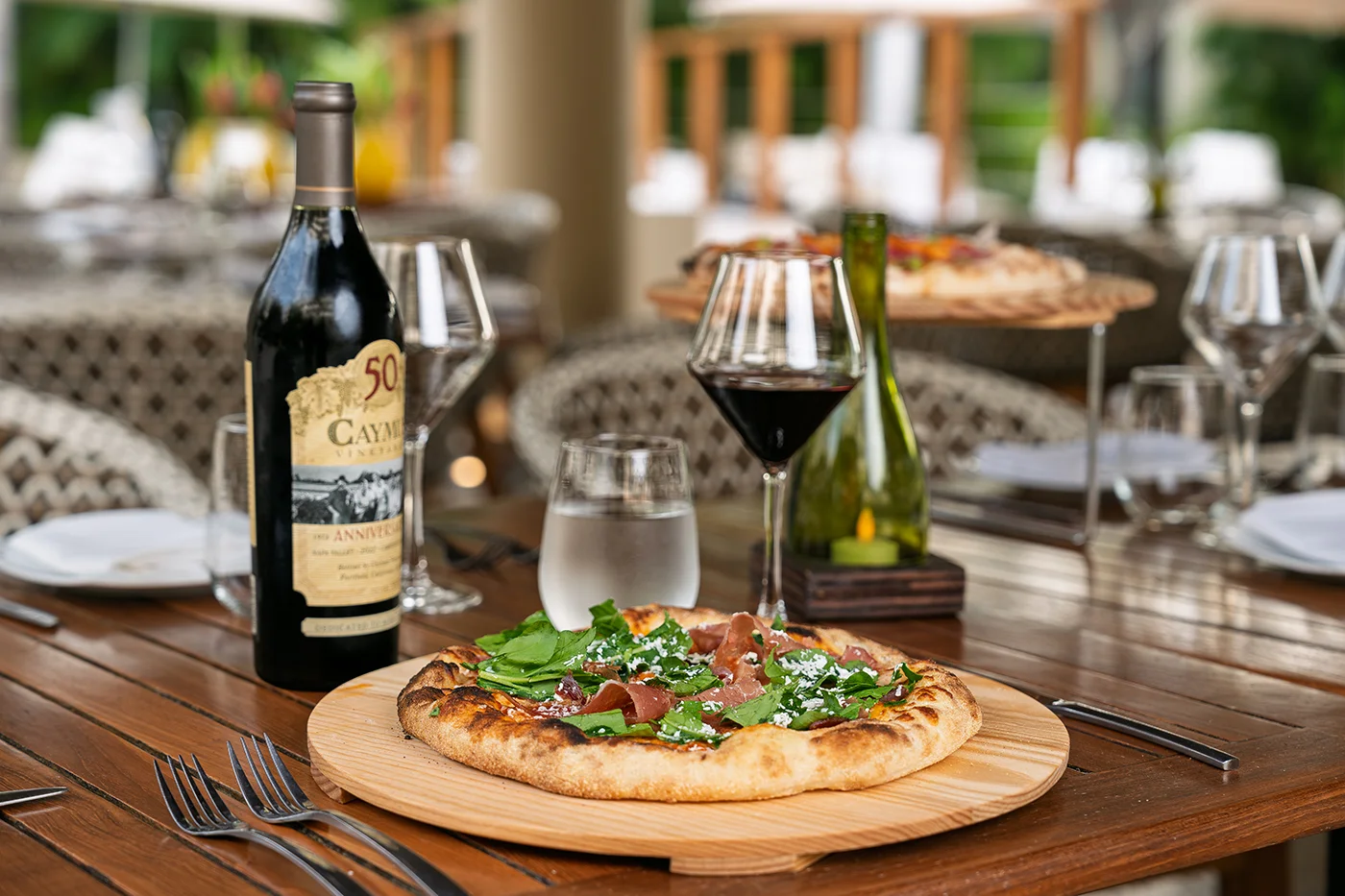 Al Fresco Restaurant Marival Distinct