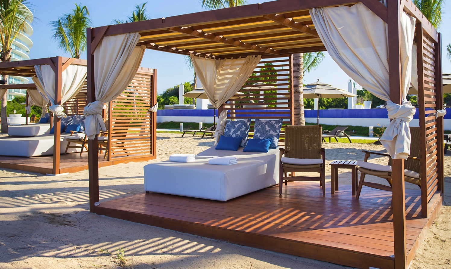 Mozzamare Beach Club Nuevo Vallarta Marival Distinct