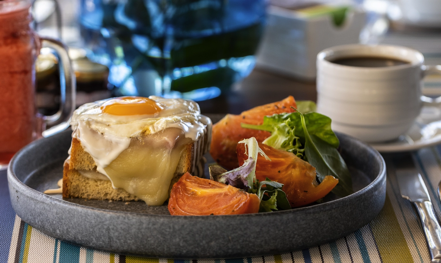 Mozzamare Beach Club Nuevo Vallarta Marival Distinct